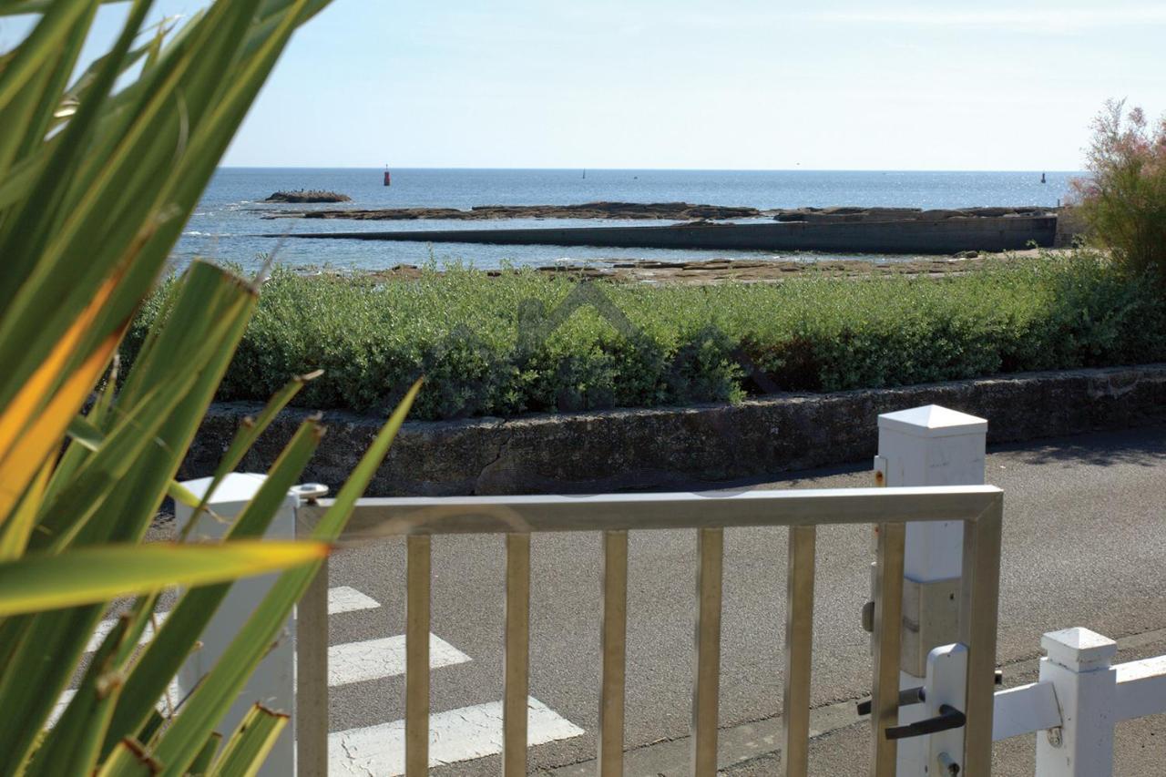 Localise - A06 - Entierement De Plain-Pied Avec Petite Vue Mer - Donnant Sur La Piscine Et Le Jardin - Wifi Inclus - Draps Inclus - Guilvinec エクステリア 写真