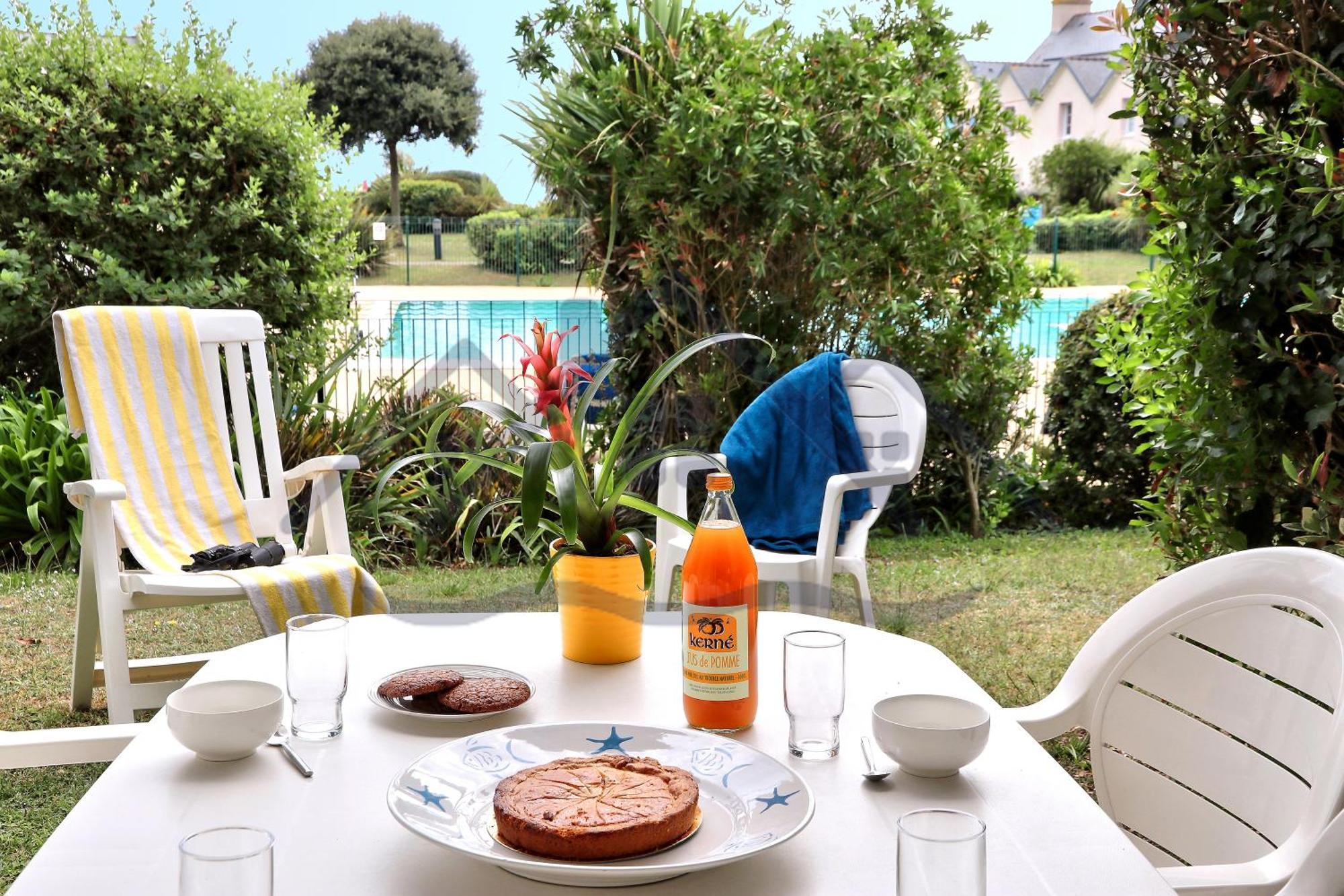 Localise - A06 - Entierement De Plain-Pied Avec Petite Vue Mer - Donnant Sur La Piscine Et Le Jardin - Wifi Inclus - Draps Inclus - Guilvinec エクステリア 写真